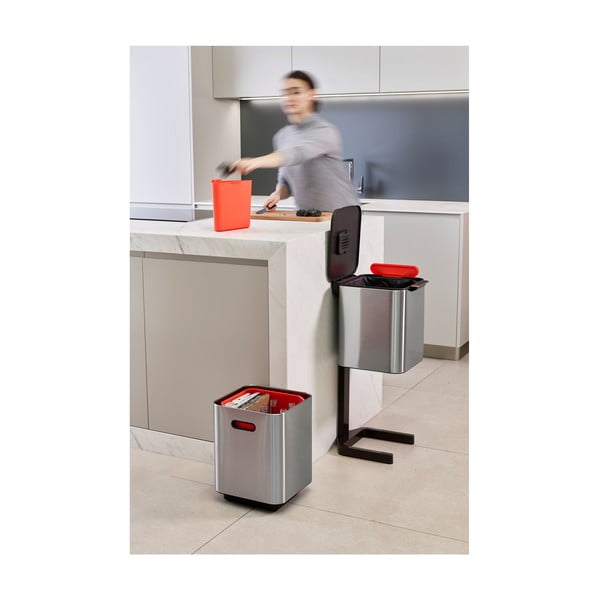 Ocelový odpadkový koš na tříděný odpad ve stříbrné barvě 40 l Totem Compact – Joseph Joseph-image-4
