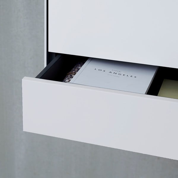 Bílá nástěnná multifunkční skříňka Edge by Hammel-image-4