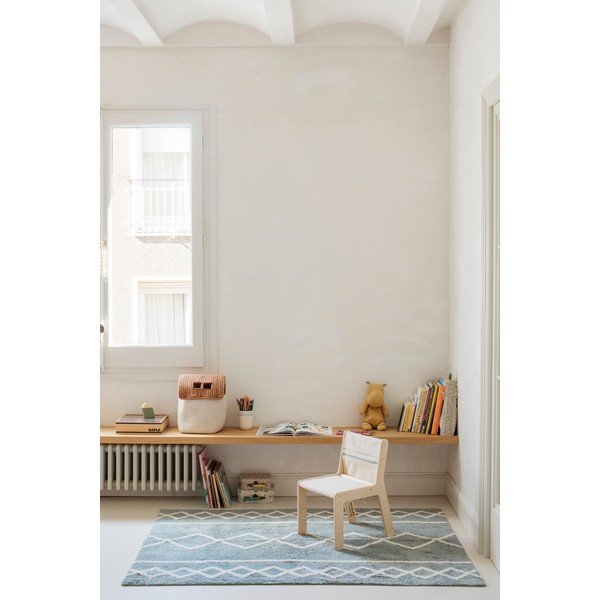 Dětská židle v béžovo-přírodní barvě Vintage Blue – Lorena Canals-image-4