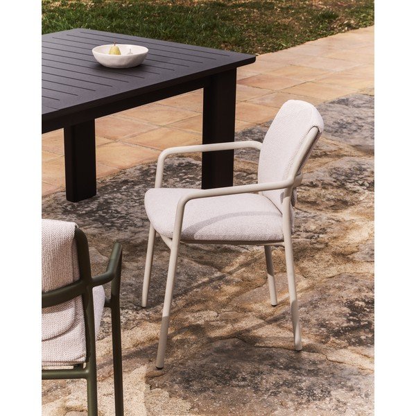 Béžová polstrovaná zahradní židle Linosa – Kave Home-image-1