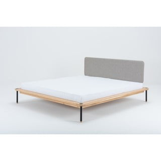 Dvoulůžková postel z dubového dřeva Gazzda Fina Nero, 160 x 200 cm