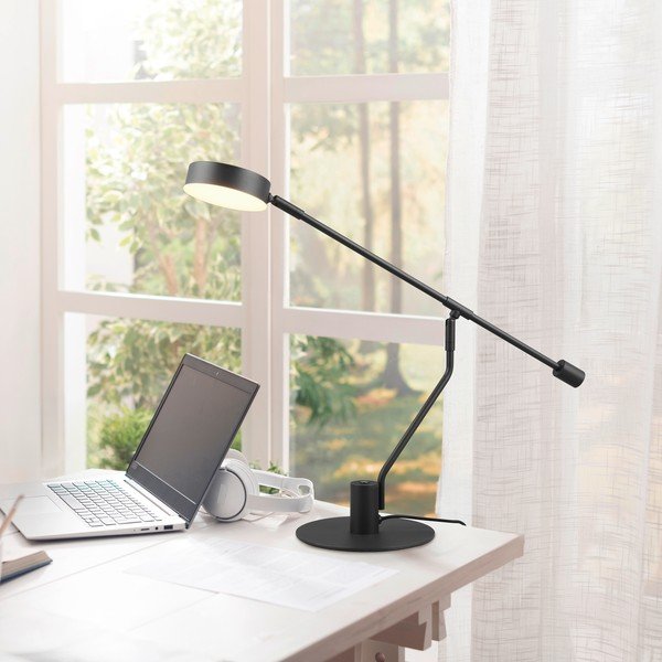 Matně černá LED stolní lampa s ohybatelnou konstrukcí (výška 64 cm) Manduro – Trio-image-1