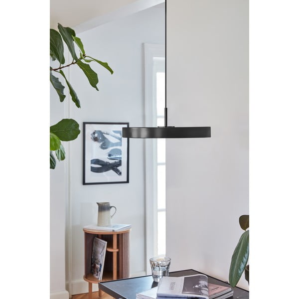 Černé LED závěsné svítidlo s kovovým stínidlem ø 31 cm Asteria Mini – UMAGE-image-1