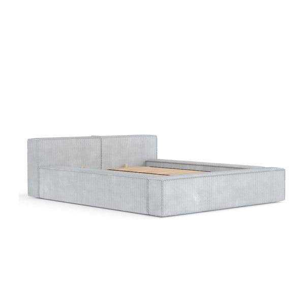 Světle šedá čalouněná dvoulůžková postel s úložným prostorem s roštem 200x200 cm Voliera – Maison de Rêve