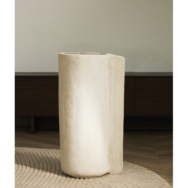 Krémová vysoká váza z papírmaše (výška 67 cm) Mireni – Kave Home-image-1