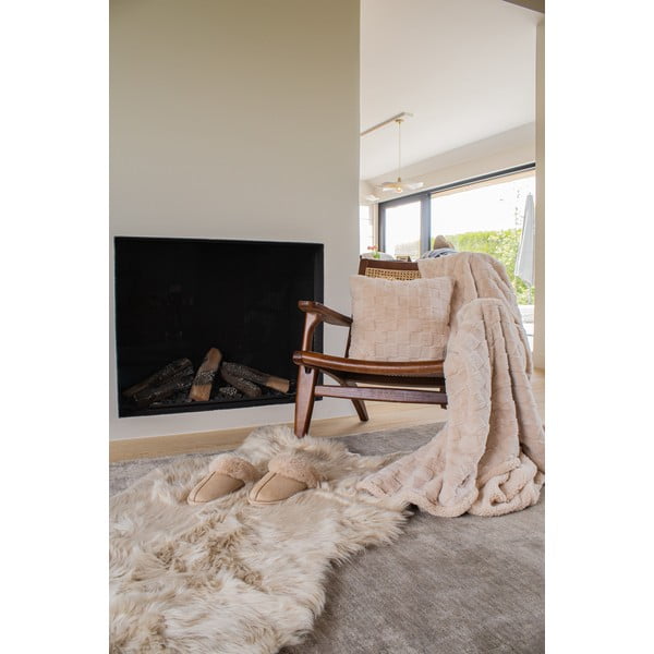 Béžová deka z mikroplyše 150x200 cm Rava – Tiseco Home Studio-image-3