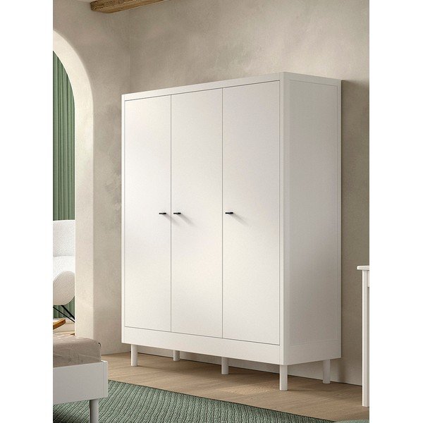 Bílá dětská šatní skříň z bukového dřeva 146x190x55 cm Forrest – Vipack-image-1