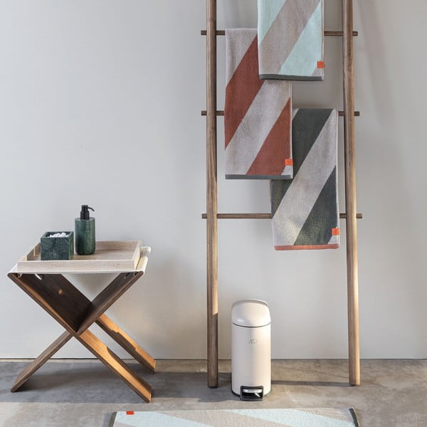 Khaki froté osuška z bio bavlny 70x133 cm Diagonal – Mette Ditmer Denmark-image-2