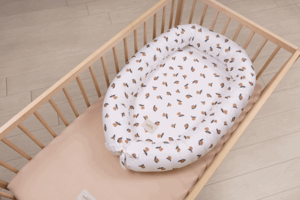 Bílé hnízdečko pro miminko Garden Fruits – Malomi Kids-image-1