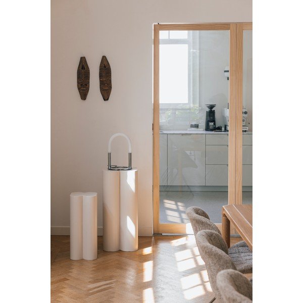 Kovové stojany na květiny v sadě 2 ks (výška 80 cm) Shape – Zuiver-image-1