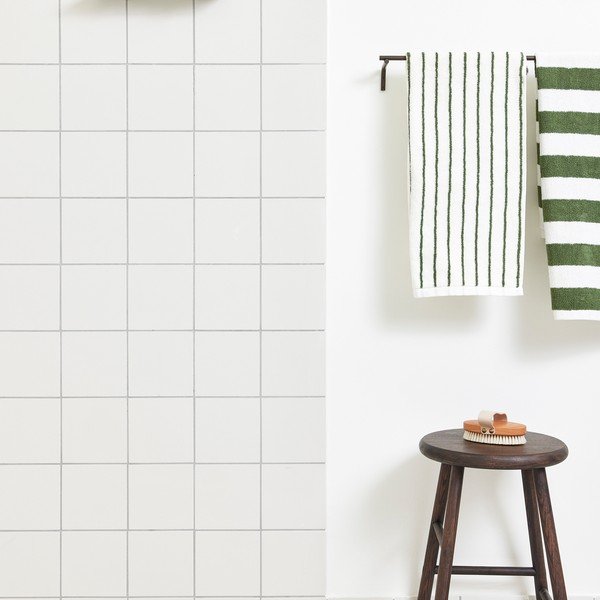 Hnědá nástěnná koupelnová polička nerezová Pieni – OYOY Living Design-image-3