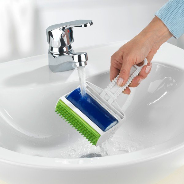 Zelený váleček na odstraňování chlupů Wenko Duo-image-1