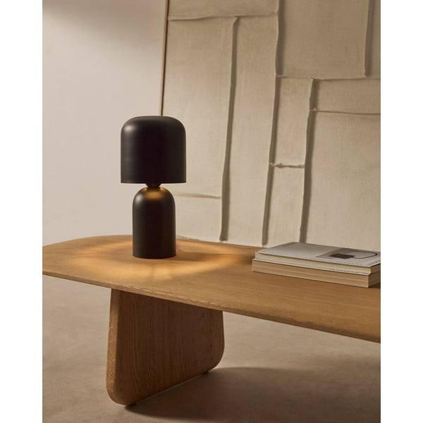 Černá stolní lampa s kovovým stínidlem (výška 28 cm) Monze – Kave Home-image-1