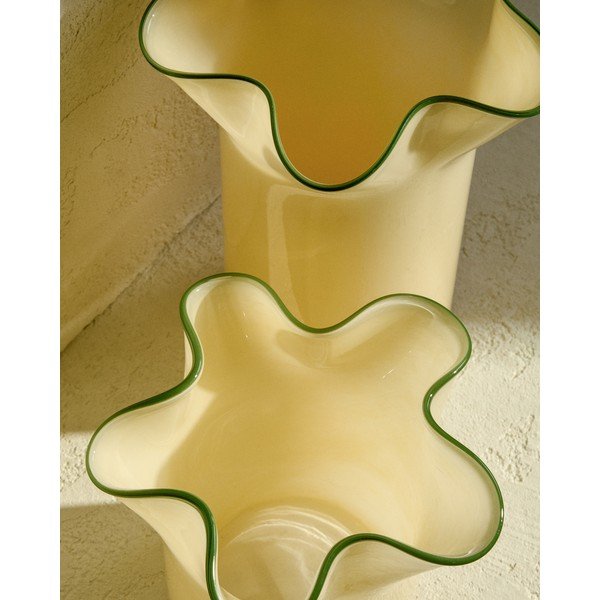 Žlutá skleněná váza (výška 31 cm) Endasi – Kave Home-image-3