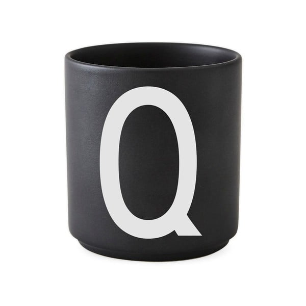 Černý porcelánový hrnek Design Letters Alphabet Q, 250 ml