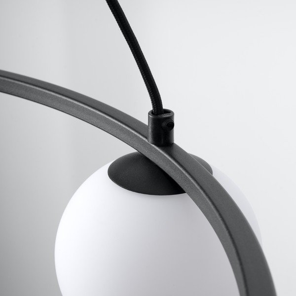 Bílé/černé závěsné svítidlo se skleněným stínidlem Umerta – Sollux-image-4