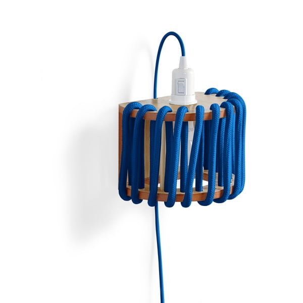 Modrá nástěnná lampa s dřevěnou konstrukcí EMKO Macaron, délka 20 cm-image-3