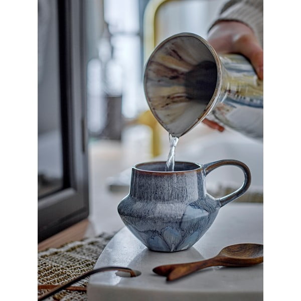 Světle modré hrnky v sadě 4 ks z kameniny 300 ml Bessie – Bloomingville-image-3