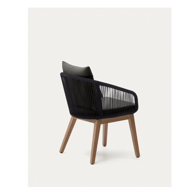 Černé dřevěné zahradní křeslo Portalo – Kave Home-image-1