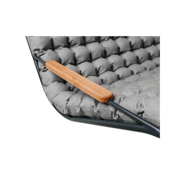 Tmavě šedá závěsná dvoumístná relaxační masážní houpačka do exteriéru Linda Vrňáková Vikos-image-4