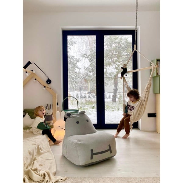 Světle šedý dětský sedací vak Hippo – The Brooklyn Kids-image-1