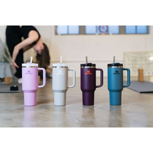 Fialová termoska s brčkem z nerezové oceli 1,18 l Quencher H2.0 FlowState Tumbler Lilac – Stanley-image-1