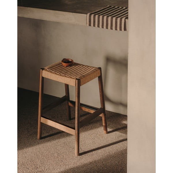 Hnědé/v přírodní barvě barové stoličky v sadě 2 ks z dubového dřeva (výška sedáku 66 cm) Yalia – Kave Home-image-1