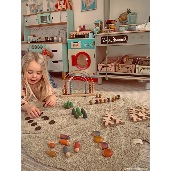 Khaki pratelný ručně tkaný bavlněný dětský koberec 75x100 cm Mini Monstera Olive – Lorena Canals-image-4