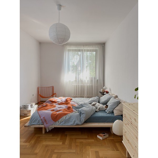 Dvoulůžková postel z borovicového dřeva s roštem v přírodní barvě 160x200 cm Japan – Karup Design-image-4