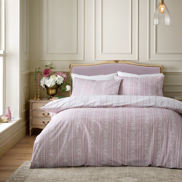 Bílo-růžové povlečení na jednolůžko 135x200 cm Regency Stripe – Catherine Lansfield-image-1