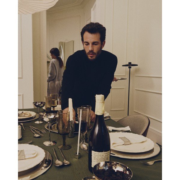 Černá stojací lampa s kovovým stínidlem (výška 130 cm) Nuvira – Kave Home-image-3