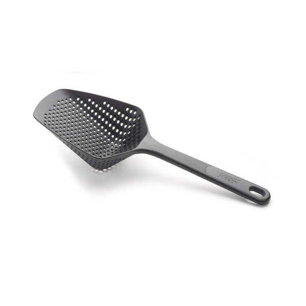Černá cedníková lžíce Joseph Joseph Scoop