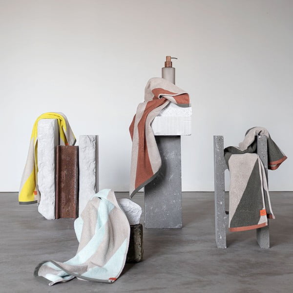 Žlutý froté ručník z bio bavlny 50x90 cm Diagonal – Mette Ditmer Denmark-image-4