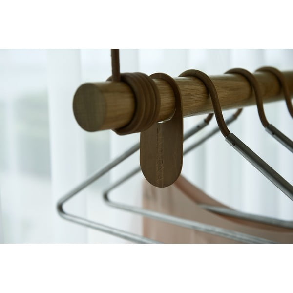 Nástěnný věšák z dubového dřeva v přírodní barvě 80 cm Swing M – LIND DNA-image-3