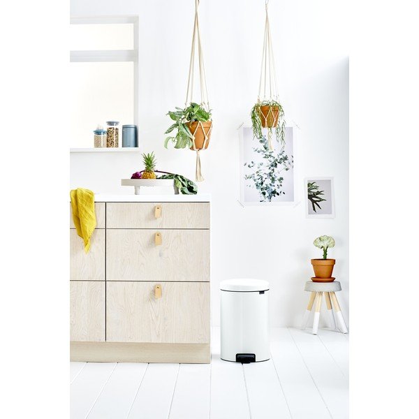 Bílý nášlapný ocelový odpadkový koš 20 l NewIcon – Brabantia-image-4