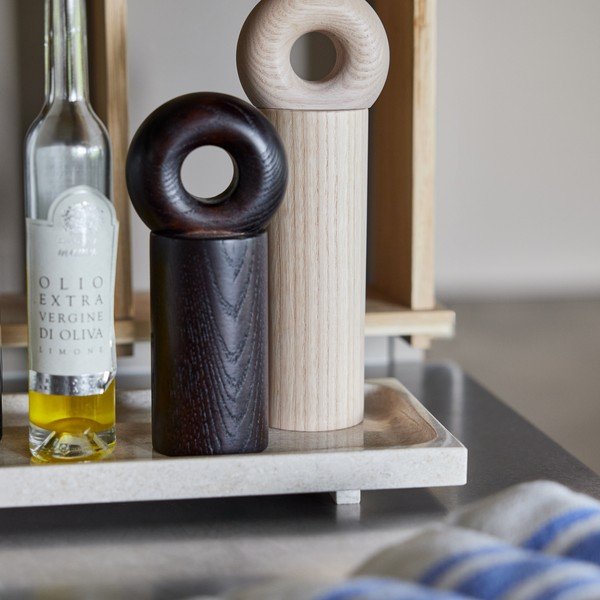 Dřevěný mlýnek na pepř a sůl v přírodní barvě Hoop – OYOY Living Design-image-2