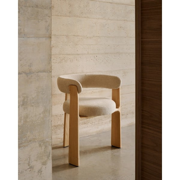 Béžové/v přírodní barvě jídelní křeslo s područkami z jasanového dřeva Granite – Kave Home-image-1