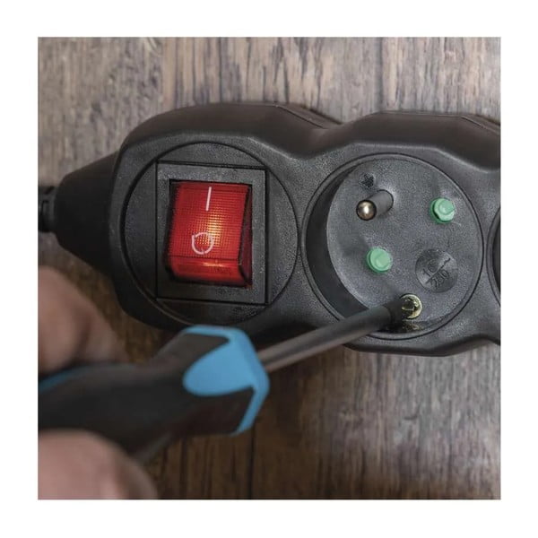 Černý prodlužovací kabel se 3 zásuvkami a vypínačem EMOS, 3m-image-1