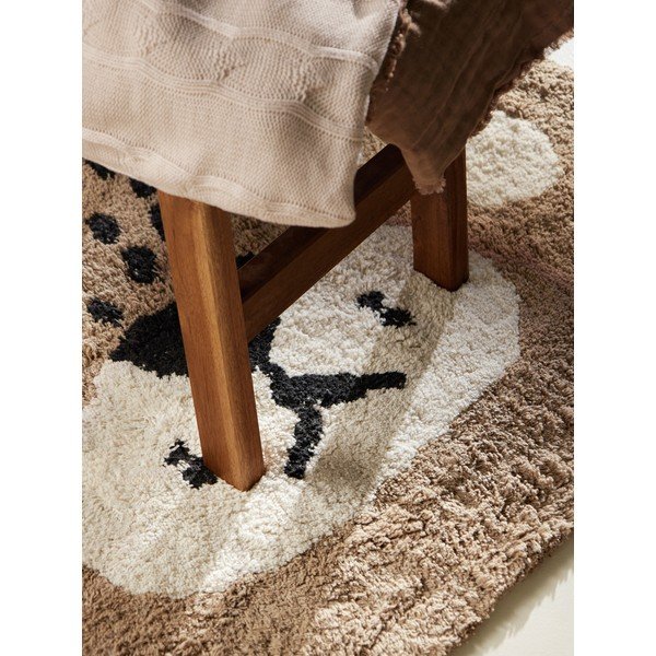 Světle hnědý pratelný/ručně tkaný bavlněný dětský koberec 93x120 cm Snuggle Bea – Hanse Home-image-4
