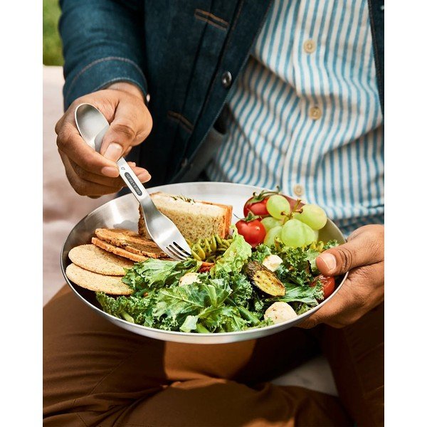 Nerezové talíře v sadě 4 ks ve stříbrné barvě ø 25,5 cm – Black + Blum-image-1