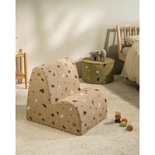 Světle hnědé dětské křesílko z textilie bouclé/žinylkové Terrazzo Cloud – Wigiwama-image-3