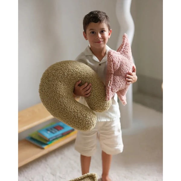 Růžový dětský pohovkový polštář z textilie bouclé Star – Wigiwama-image-4