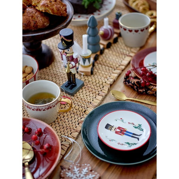 Dřevěný svícen s vánočním motivem Vadim – Bloomingville-image-1