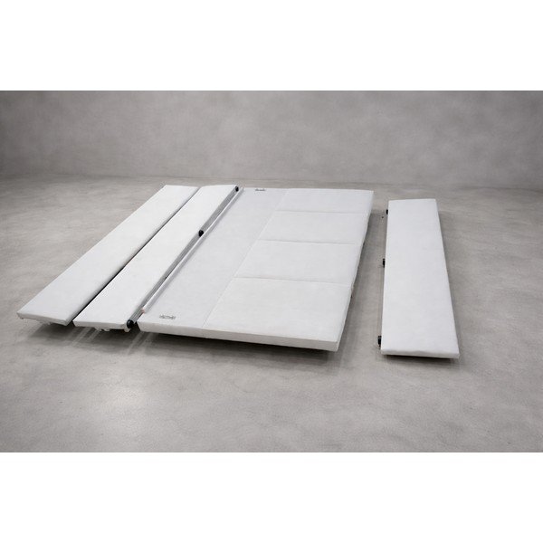 Světle šedá čalouněné dvoulůžková postel s úložným prostorem rošt součástí 180x200 cm Juniper - II.jakost – Mazzini Beds-image-1