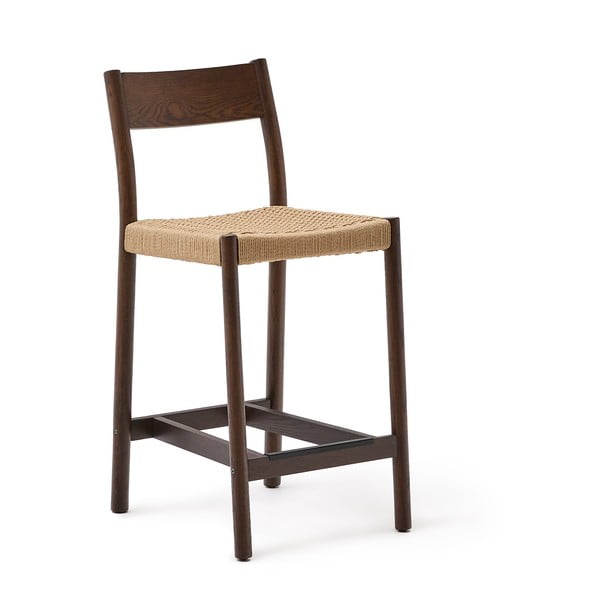 Hnědá/v přírodní barvě barová židle z dubového dřeva (výška sedáku 65 cm) Yalia – Kave Home