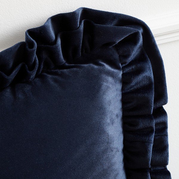 Sametový dekorační polštář 43x43 cm Velvet Double Frill – Catherine Lansfield-image-1