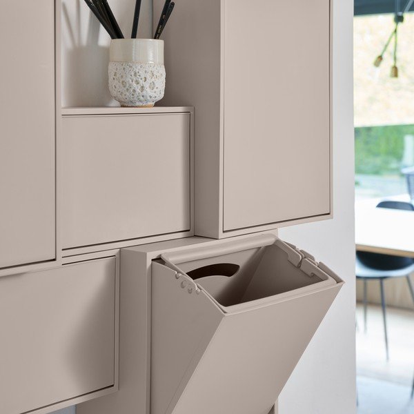 Světle šedý odpadkový koš na tříděný odpad/nástěnný z recyklovaného plastu Recycling Box – ReCollector-image-3