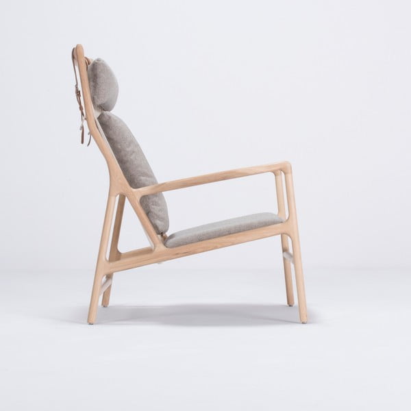 Křeslo s konstrukcí z dubového dřeva s šedým textilním sedákem Gazzda Dedo-image-4