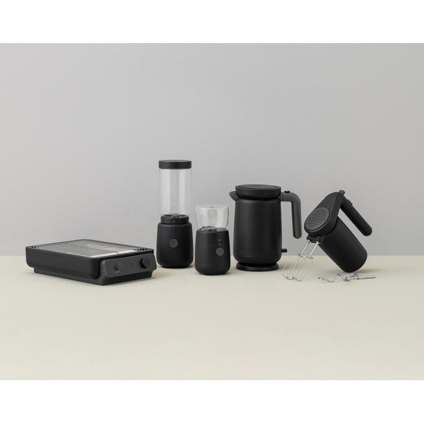 Černá plastová rychlovarná konvice 1 l Foodie – RIG-TIG-image-2