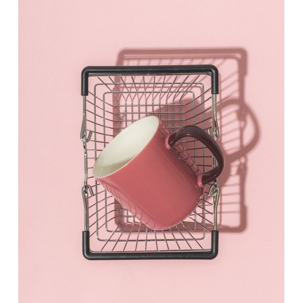 Růžový hrnek z kostního porcelánu 370 ml Mae – ONA-image-1